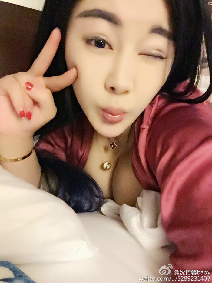 美女嫩模沈诺馨性感S 曲线完美身材喷血微博海量Photo 225P 105th image