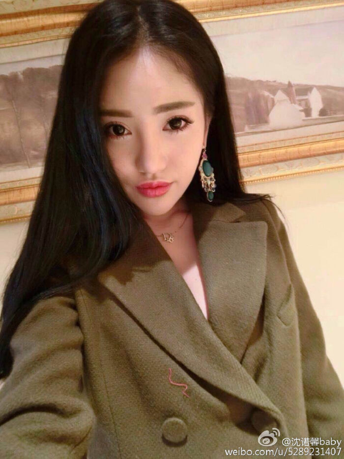 美女嫩模沈诺馨性感S 曲线完美身材喷血微博海量Photo 225P 143th image