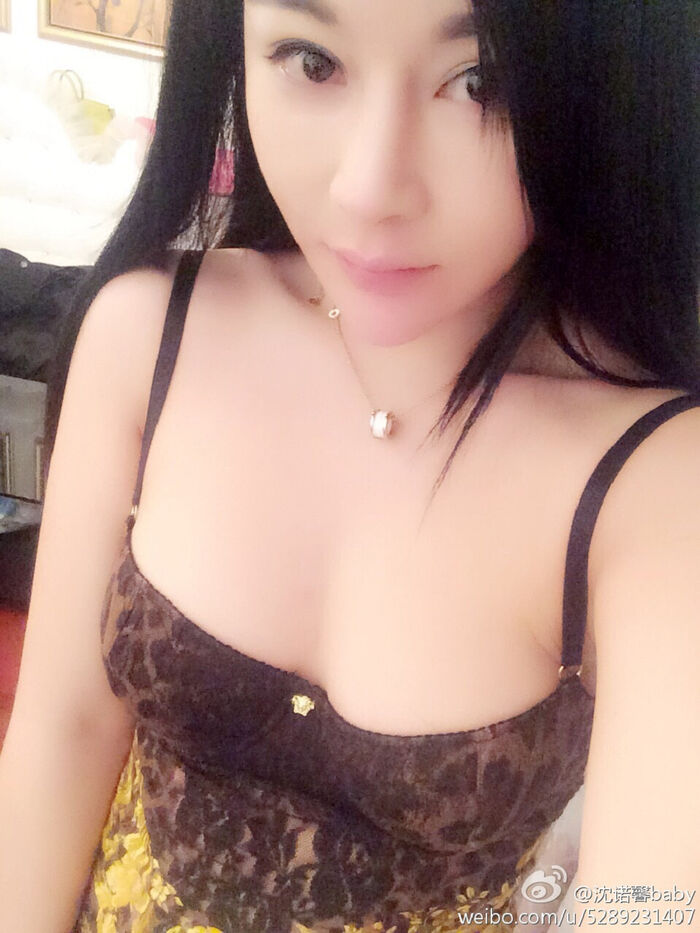美女嫩模沈诺馨性感S 曲线完美身材喷血微博海量Photo 225P 154th image