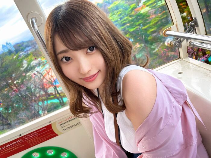 From Miniska Bijutsu JD and amusement park date to hotel. Drunk and naughty mode... Fela's face is too cute 4th image