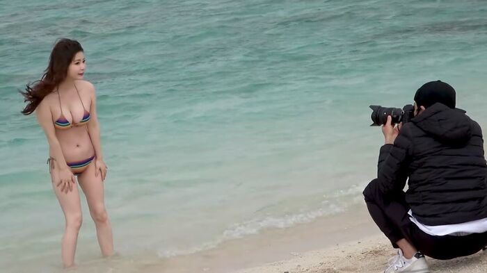 Shoko Nakagawa (37), the making of the latest photo book is too much of a god video ww Miraku Miracle Swimsuit, revealing the back side of the shooting of lingerie! Ideal glued to the mucci body! 31th image
