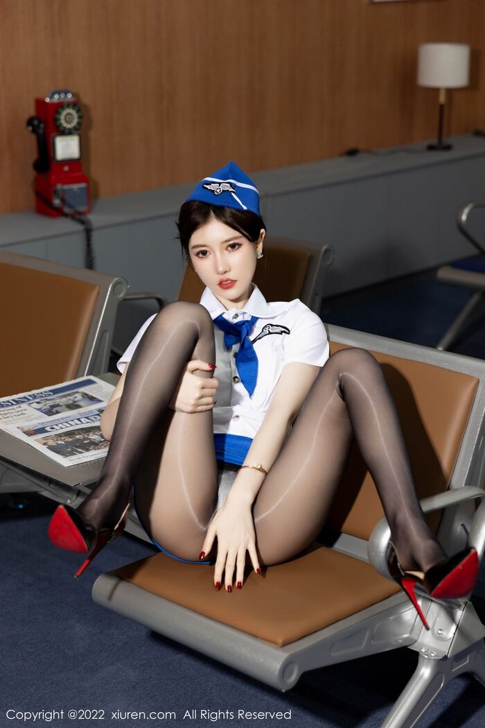 XiuRen第5125期_模特美桃酱海南心愿旅拍制服主题白色内衣配超薄黑丝诱惑写真75P 11th image