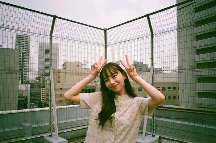 【井桁弘恵の高画質エロ画像337枚】人気モデルのスレンダーなくびれと美脚を愛でるグラビア 13th image
