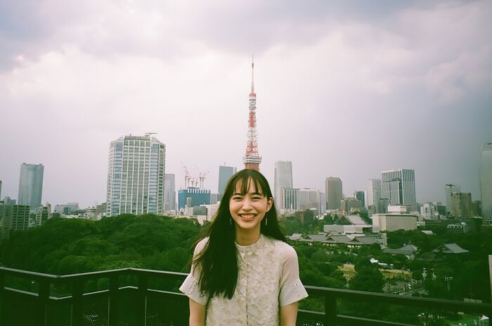 【井桁弘恵の高画質エロ画像337枚】人気モデルのスレンダーなくびれと美脚を愛でるグラビア 14th image