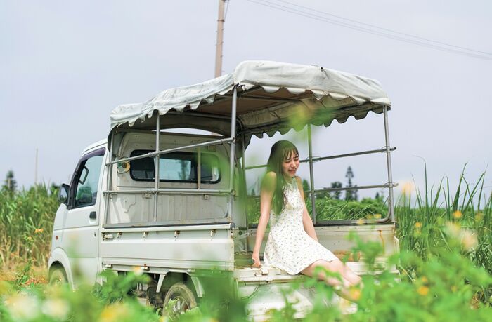 【井桁弘恵の高画質エロ画像337枚】人気モデルのスレンダーなくびれと美脚を愛でるグラビア 25th image
