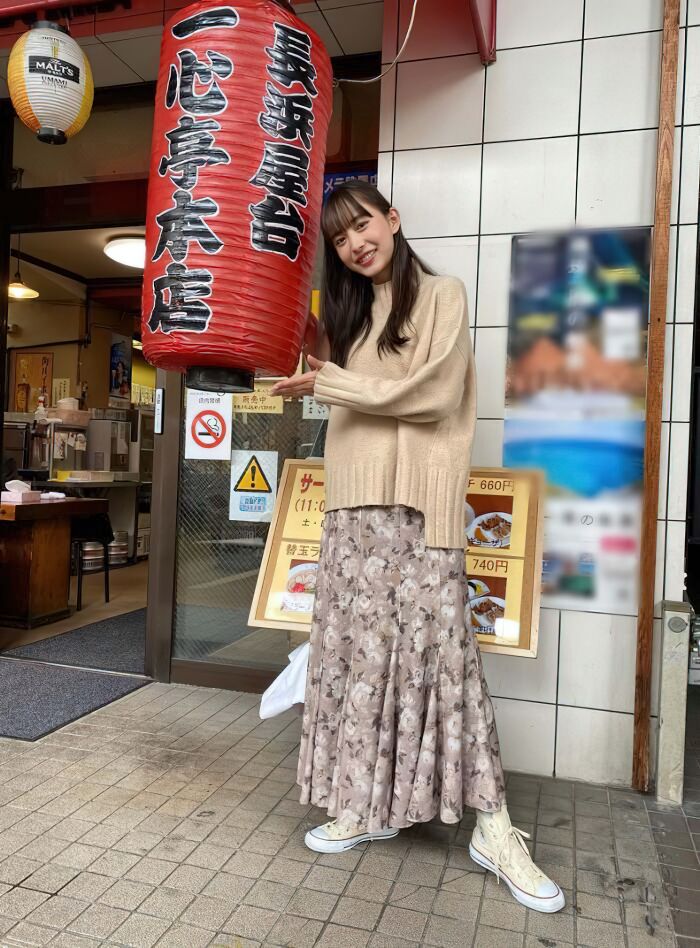【井桁弘恵の高画質エロ画像337枚】人気モデルのスレンダーなくびれと美脚を愛でるグラビア 33th image