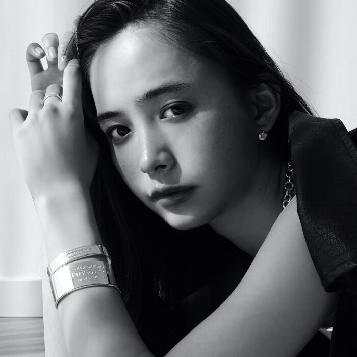 【井桁弘恵の高画質エロ画像337枚】人気モデルのスレンダーなくびれと美脚を愛でるグラビア 37th image