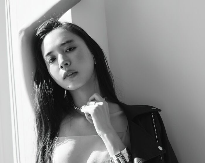 【井桁弘恵の高画質エロ画像337枚】人気モデルのスレンダーなくびれと美脚を愛でるグラビア 38th image