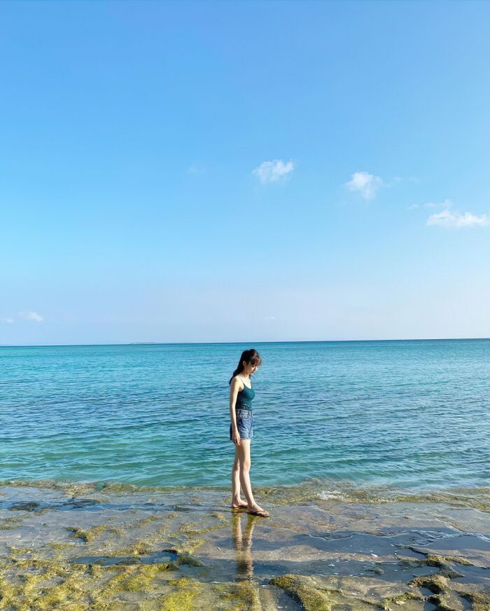 【井桁弘恵の高画質エロ画像337枚】人気モデルのスレンダーなくびれと美脚を愛でるグラビア 44th image