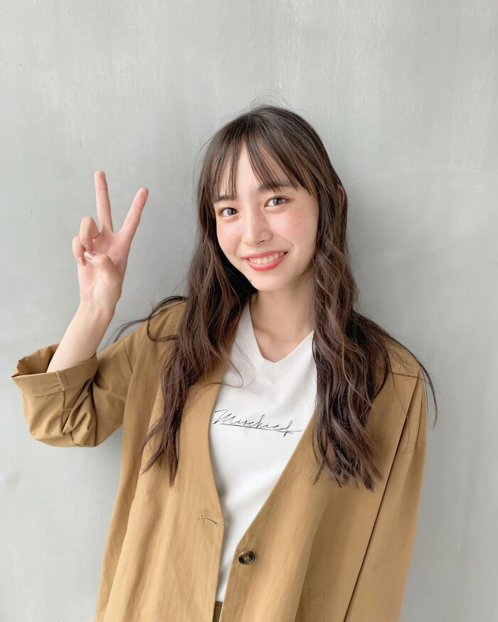 【井桁弘恵の高画質エロ画像337枚】人気モデルのスレンダーなくびれと美脚を愛でるグラビア 71th image