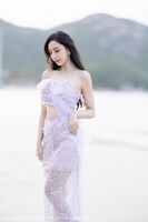 XiuRen第5161期_Goddess 王馨瑶yanni 厦门旅beat黑色轻透内衣配黑丝吊袜完美诱惑Photo 90P