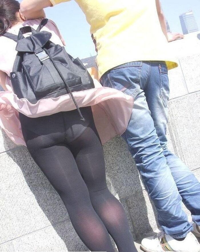 【パンチラエロ画像】偶発的に見つけた女の子のパンチラ画像がめっちゃシコ！ 53th image