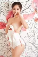 [YouMi likelihood] Vol.570_嫩模豆豆便利贴女孩主题私房白高叉连体衣露豪milk撩人诱惑Photo 29P