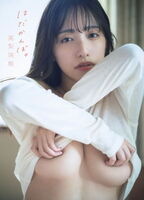 Popular gradle Takanashi Mizuki, who became a topic of conversation for 100% imitation of Akira, challenges the record high exposure in the 1st photo book and exposes the shocked nude figure ww