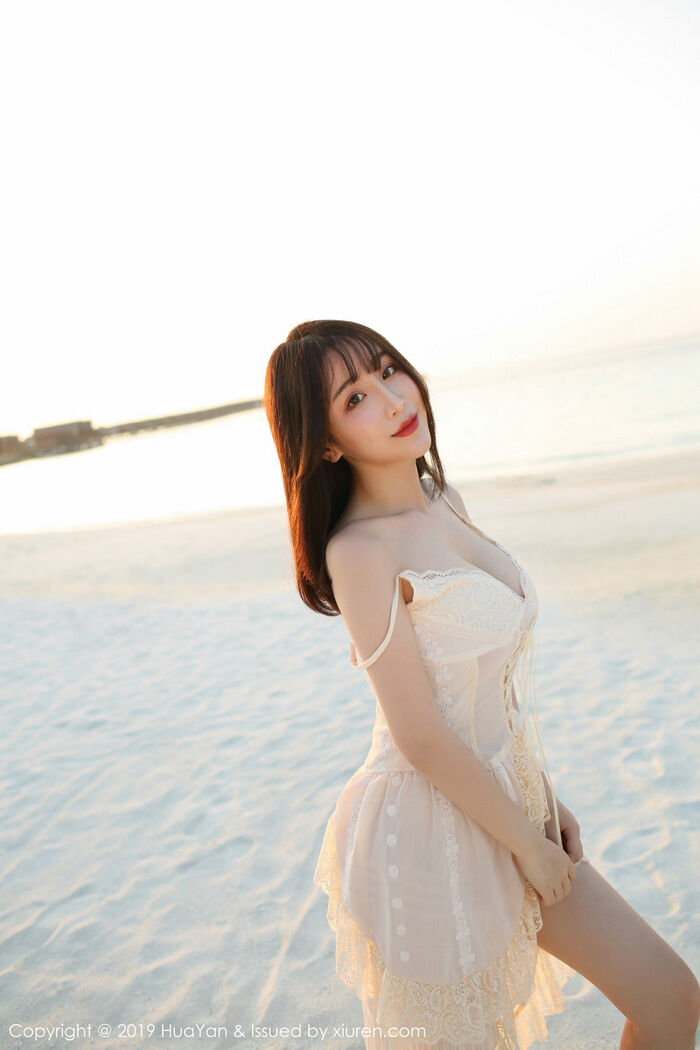 [HuaYan Flower Bowl] Vol.068_ Goddess 绯月樱-Cherry马代旅拍私房白内衣露童童颜bustbust breasts 诱惑 Photo 51P 40th image