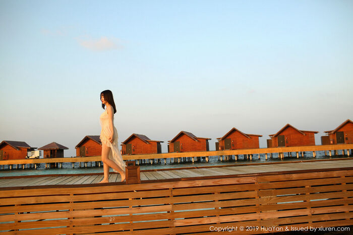 [HuaYan Flower Bowl] Vol.068_ Goddess 绯月樱-Cherry马代旅拍私房白内衣露童童颜bustbust breasts 诱惑 Photo 51P 41th image
