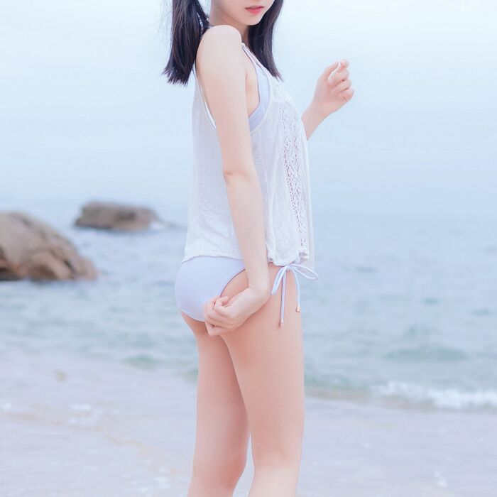 Moe System Xiao 姐姐木绵绵 OwO 海边白比基尼主题沙滩性感比基尼秀完美身材诱惑Photo 30P 11th image