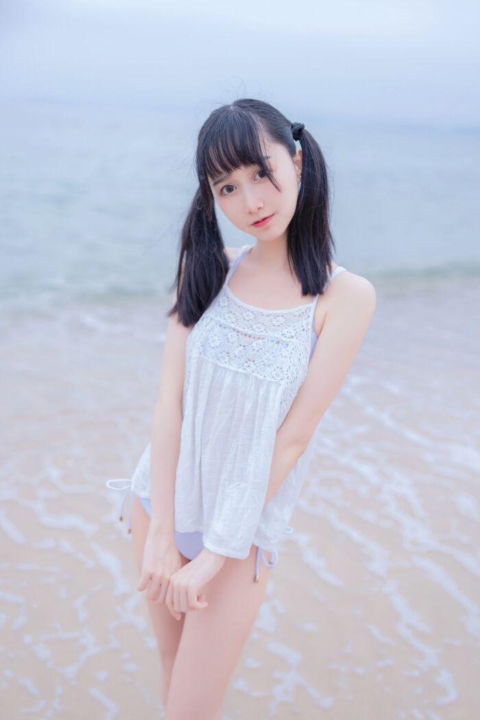 Moe System Xiao 姐姐木绵绵 OwO 海边白比基尼主题沙滩性感比基尼秀完美身材诱惑Photo 30P 4th image