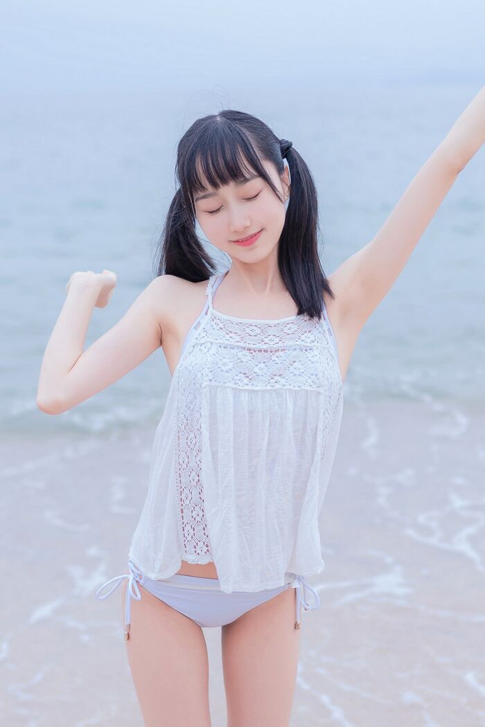 Moe System Xiao 姐姐木绵绵 OwO 海边白比基尼主题沙滩性感比基尼秀完美身材诱惑Photo 30P 5th image