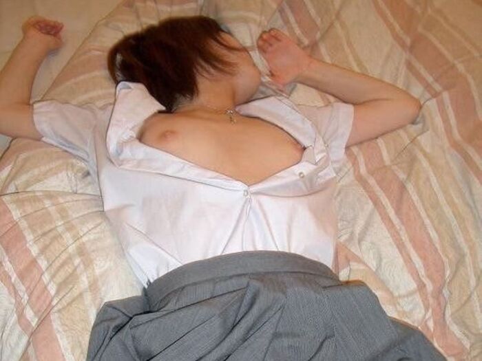 【】 I want to suck the nipples of Lori beautiful girl who is still growing with her small breasts! Lori Poor Breast Image Collection ww [80 Photos] 80th image