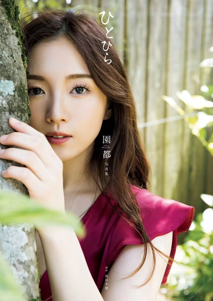 【405 high-quality erotic images of Sonoto】 Bewitching Bakugou Beauty's Hand Brass Semi Nude &amp; Swimsuit Gravure 4th image