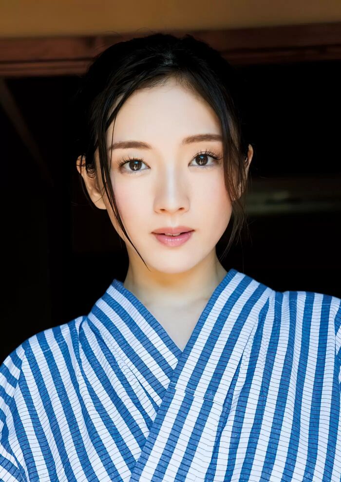 【405 high-quality erotic images of Sonoto】 Bewitching Bakugou Beauty's Hand Brass Semi Nude &amp; Swimsuit Gravure 54th image