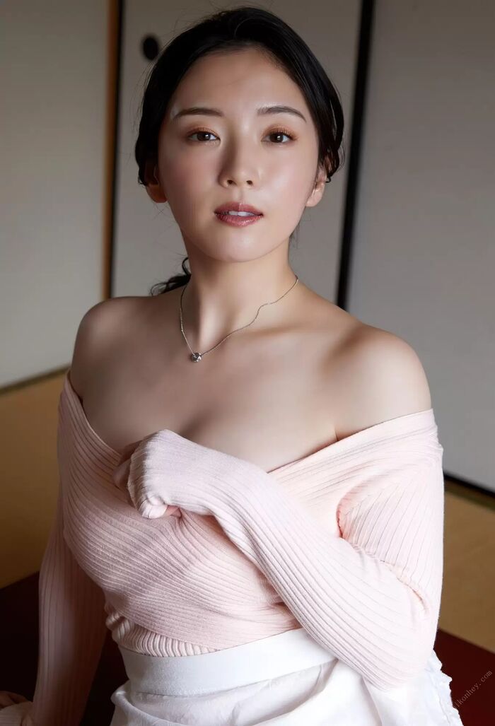 【405 high-quality erotic images of Sonoto】 Bewitching Bakugou Beauty's Hand Brass Semi Nude &amp; Swimsuit Gravure 96th image