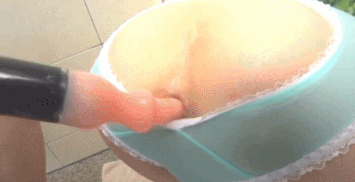 尻弄りエロGIF画像44枚！デカいケツを揉みしだいたり撫でまわしたり・アナルほじってるシーンまとめ 11th image