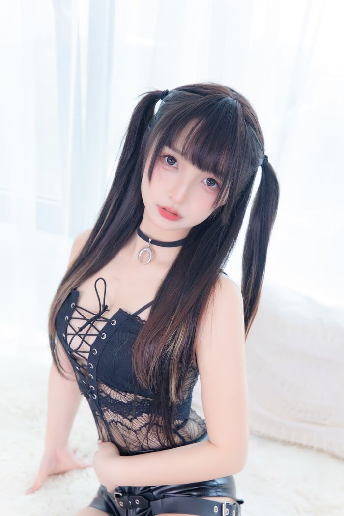 萝莉美女神楽坂真冬星罗密布主题私房性感缕空黑色内衣配蕾丝吊袜诱惑Photo 75P 71th image