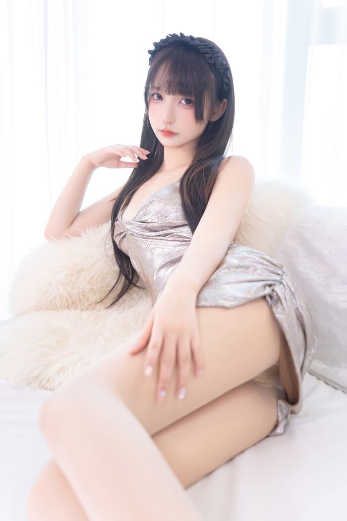 萝莉美女神楽坂真冬午后红茶主题私房低breast吊带裙配超薄肉丝秀翘臀诱惑Photo 75P 22th image