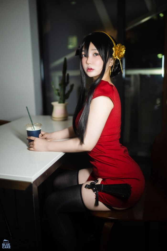 BlueCake Yeeun - BlackRose RED 70th image